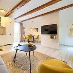 Apartment Dume