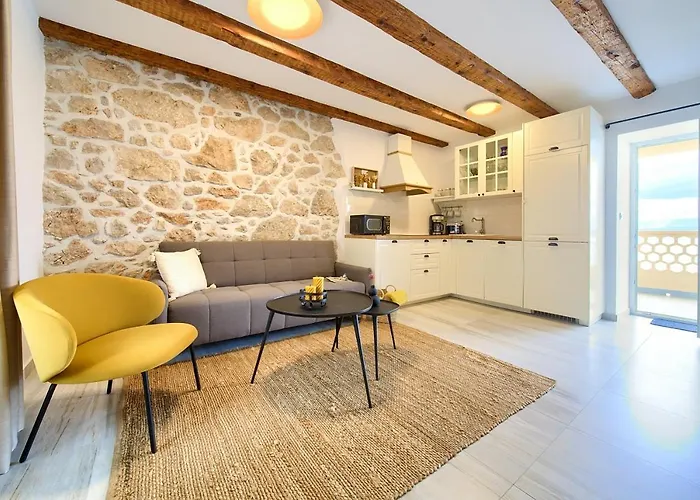 Dume * Vrbnik (Primorje-Gorski Kotar)